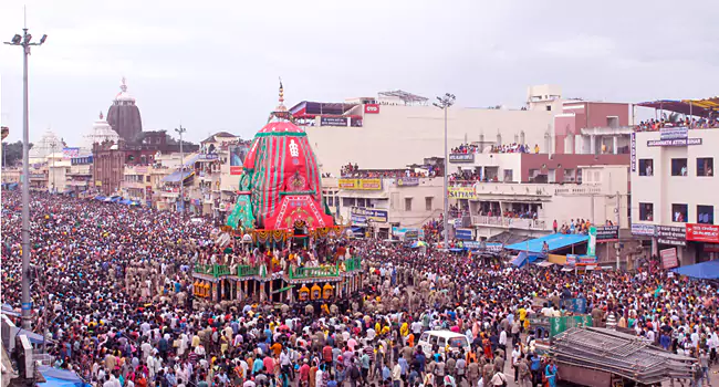 rath yatra at puri odisha